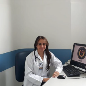 Dra. Adriana Rojas